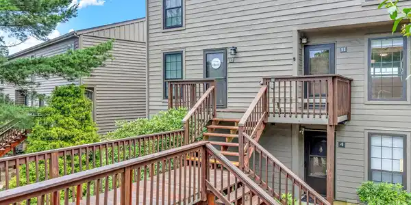 2881 White Oak Mountain Road
