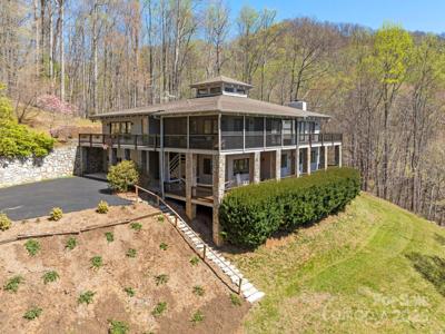 445 Country Club Drive