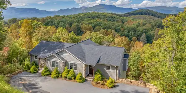 146 Red Hawk Knoll
