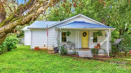 3570 Hollywood Ridge Road