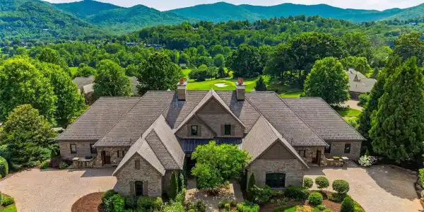 9 Linkside Court