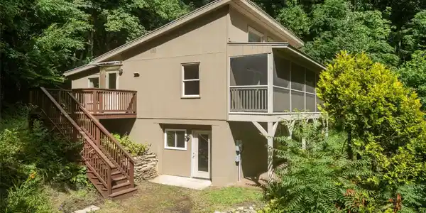129 Franklin Road