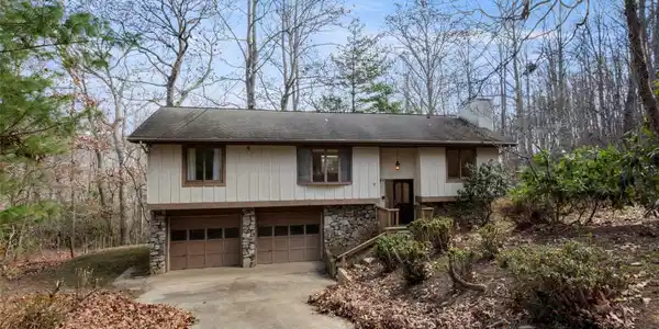 73 Oakmont Drive