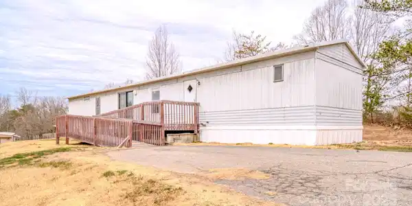 54 Twin Ridge Drive