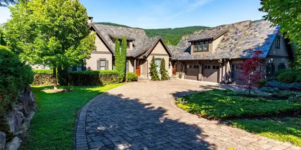 306 Chestertown Drive