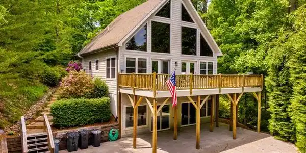19 Holly Crest Lane
