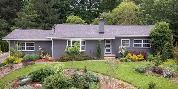 59 Dogwood Grove