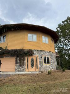 11 Olivia Circle