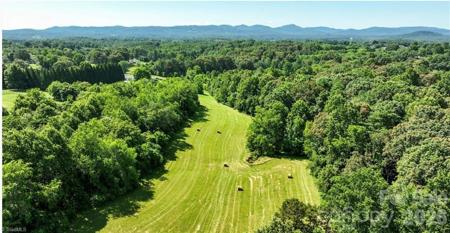 826 Suncrest Orchard Road