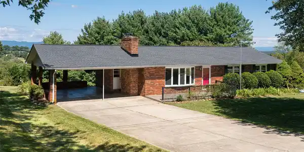 116 Dix Creek Chapel Road