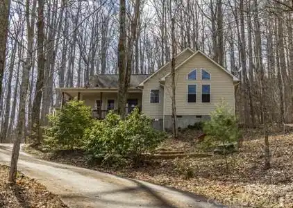 1426 Fern Trail