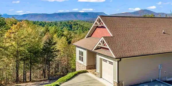 5588 Table View Lane