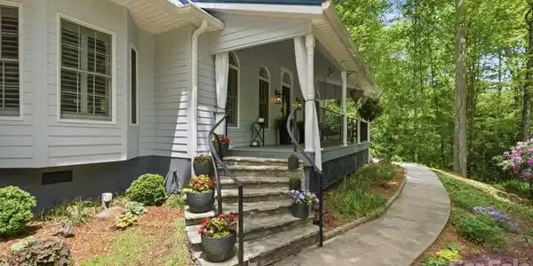 Image 4 Image 4