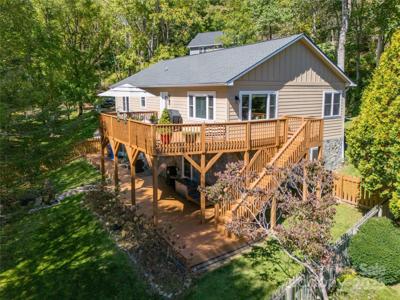 118 Rolling Lane