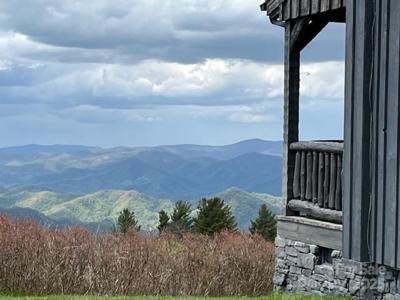 143 Daniel Boone Trail