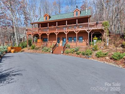 194 Stable Lane