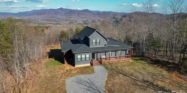 53 Crescent Ridge Lane
