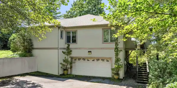 17 Perrion Avenue