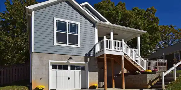 1102 Blueview Drive