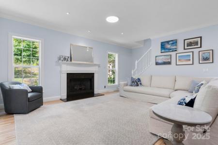 256 Nahum Road