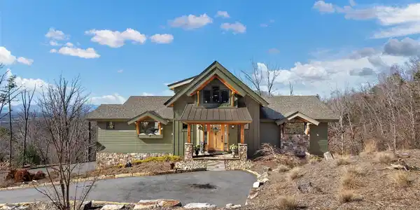 54 High Bluff Drive