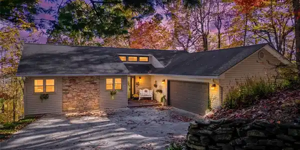 110 Spring Path