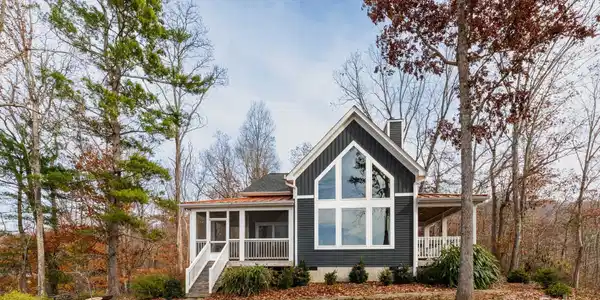 105 White Bridge Road