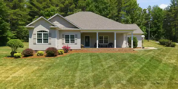 23 Moser Circle