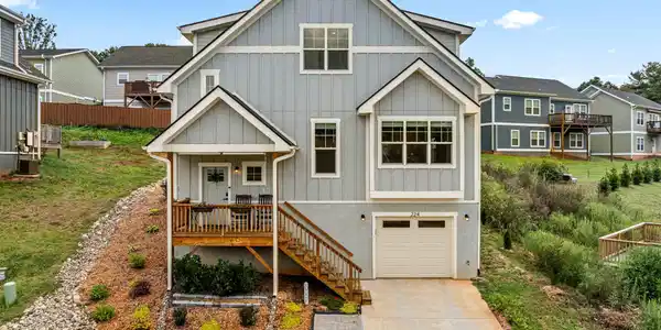 224 Oak Meadow Lane