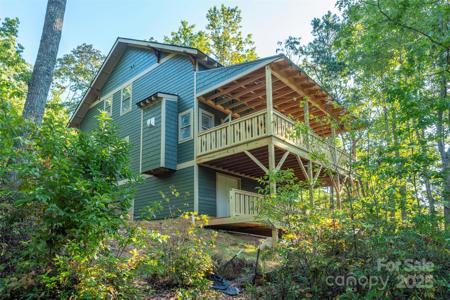105 Bartram Way