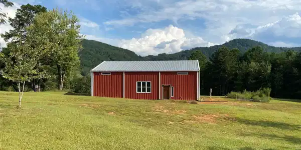 1180 Calton Road