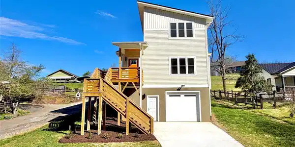 21 Ponder Street