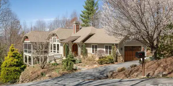 315 Crossvine Trail
