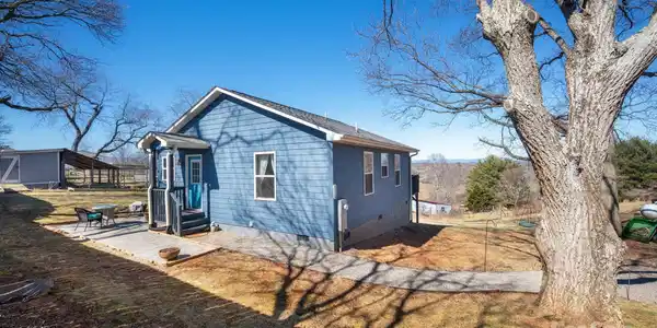 112 Dix Creek Chapel Road