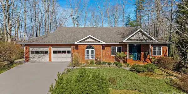 306 Croydon Drive