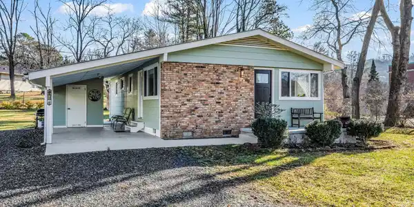104 Flat Creek Road