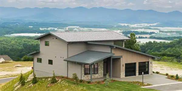 24 S Watchman Drive