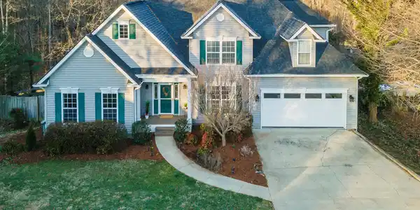 6 Strawberry Lane