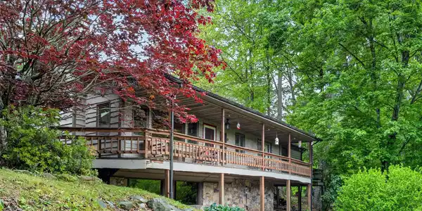 255 Westover Lane