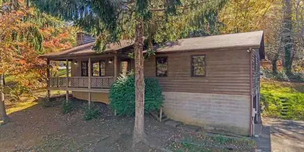 5 Smith Allen Trail