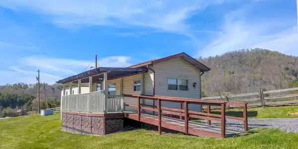 107 Mockingbird Lane