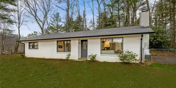 22 Cane Creek Lane