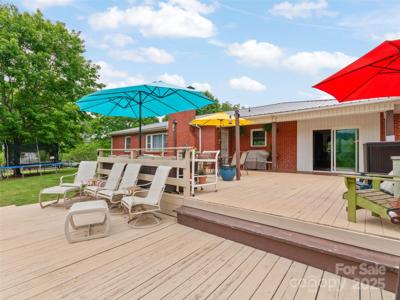 391 Ellen Avenue