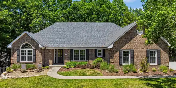 18 High Bluff Drive