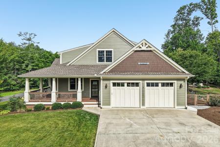 17 Hamilton Woods Lane