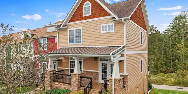 27 Walnut Springs Drive