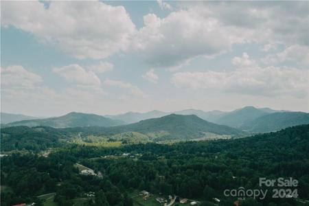 15 Meadows Town Road