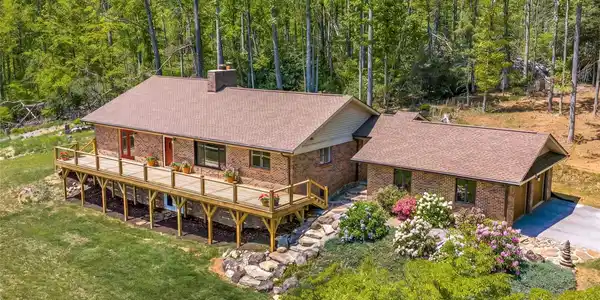 195 Red Bird Road