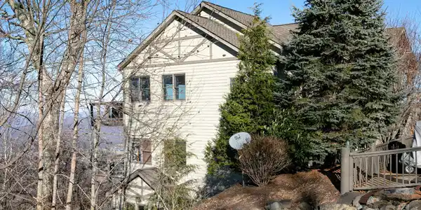Image 4 Image 4