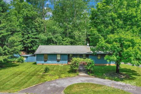 304 Covered Bridge Lane